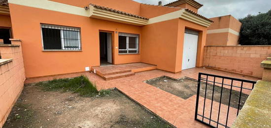 Casa adosada en venta en Pozo Estrecho