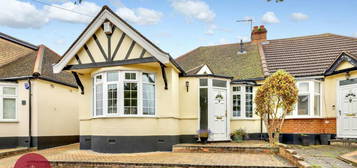 2 bedroom semi-detached bungalow for sale