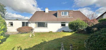 5 bedroom detached bungalow for sale