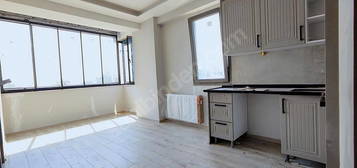 DENİZ MAH. MERKEZİ KONUM MANZARALI 1+1 SATILIK DAİRE