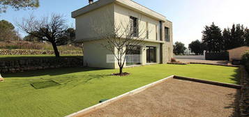 Villa 4 pièces 126 m²