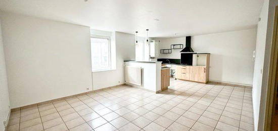 Vaste appartement t4 en location ou colocation au cœur de livron sur drôme