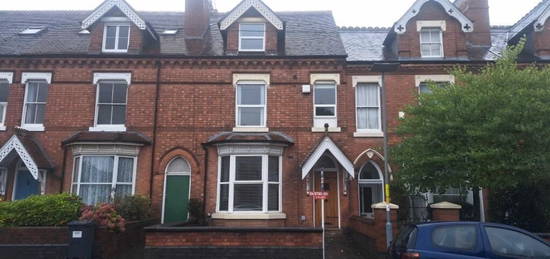 5 bedroom terraced house for sale