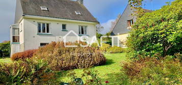 Maison familiale avec beau jardin à rénover