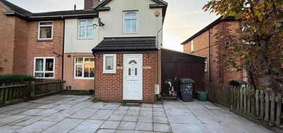 3 bedroom semi-detached house for sale