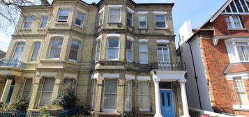 Flat to rent in Norton Road, Hove, East Sussex BN3