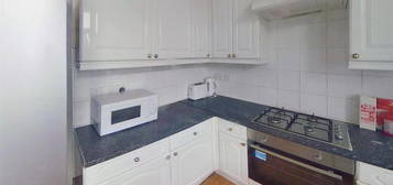 4 bedroom terraced house to rent