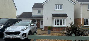 4 bed detached house for sale