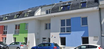 Sonnige, barrierefreie Wohnung inklusive Einbauküche, Passivhaus - Im Zentrum direkt beim BAHNHOF