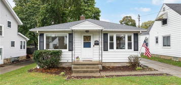 142 Lincoln Ave, Cuyahoga Falls, OH 44221