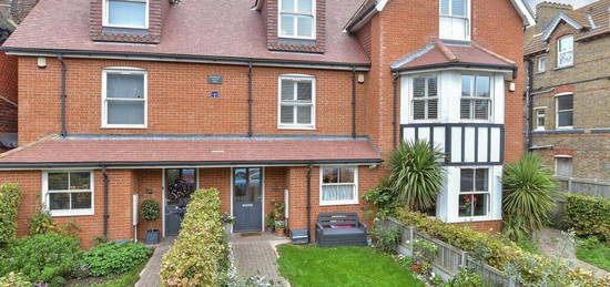 4 bedroom terraced house for sale