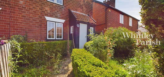 Cottage to rent in Croft Lane, Diss IP22