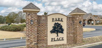 Park Place Apartments, New Albany, MS 38652