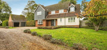 5 bed detached house for sale