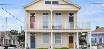 539 4th St Unit 1/2, Gretna, LA 70053