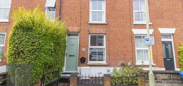 2 bedroom terraced house