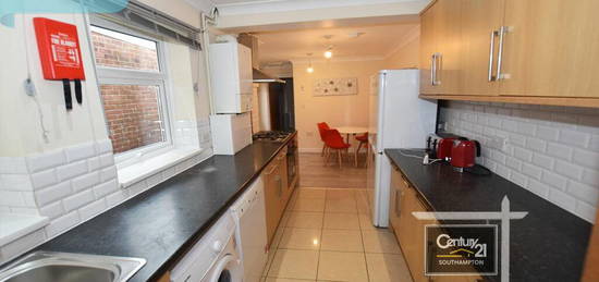 6 bedroom terraced house