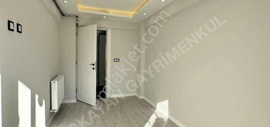 MANSA YARHASANLAR MAH.MASK KZ KULELER CVR 3+1 130M2 FULLX