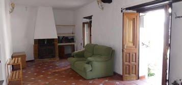 Chalet adosado en venta en calle Calzada s/n