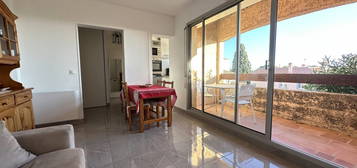 BANDOL - Appartement T2 + stationnement