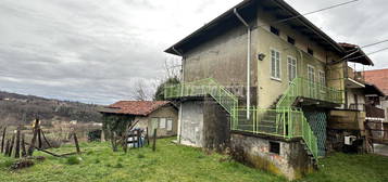 CASA INDIPENDENTE CON GIARDINO PRIVATO A COSSATO!