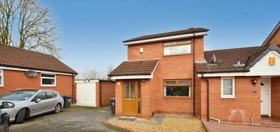 2 bedroom semi-detached house for sale