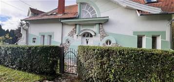 167 nm-es ház eladó Pécs