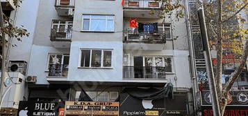 REMAX DREAMDEN ÇARŞI MERKEZDE KİRALIK 3+1 DAİRE