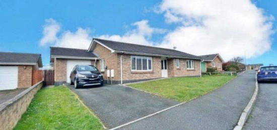 3 bed detached bungalow for sale