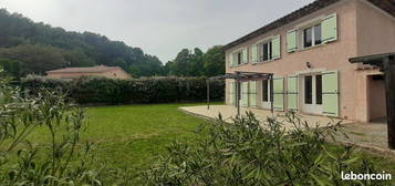 Villa 134m2 - 5 chambres sur terrain 726m2 DRAGUIGNAN