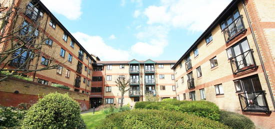 Flat for sale in Tongdean Lane, Withdean, Brighton BN1