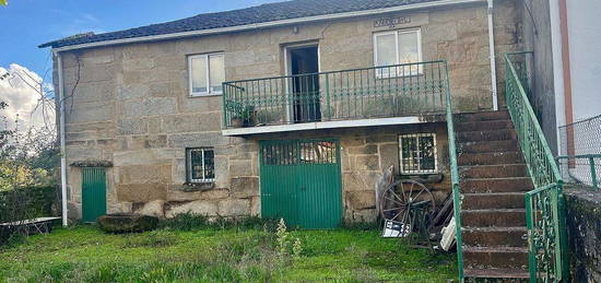 Casa en calle Cotelas en Piñor