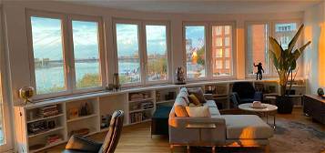 Luxuriöse Wohnung in modernem Design mit einzigartiger Aussicht über den Rhein in Düsseldorf