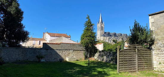 Maison  à vendre, 4 pièces, 1 chambre, 82 m²