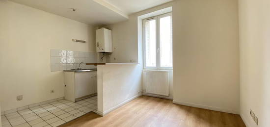 VIAGER LIBRE DAME 73 ANS - APPARTEMENT T2 CENTRE-VILLE