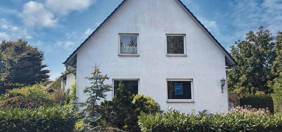 Zweifamilienhaus mit großem Garten in Paderborn