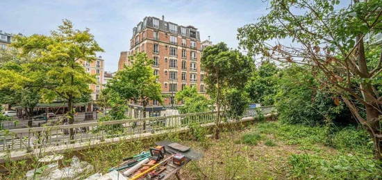 Métro Vaugirard - 5 pièces avec 100m2 de terrasse