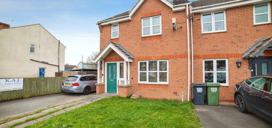 3 bed terraced house for sale