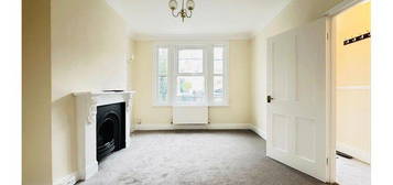 Terraced house to rent in Hambro Road, Streatham, London SW16