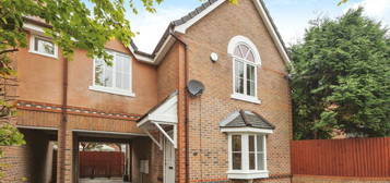 4 bedroom end of terrace house for sale