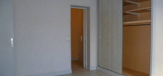 Location appartement 1 pièce 33 m²