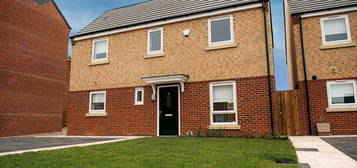 3 bedroom detached house