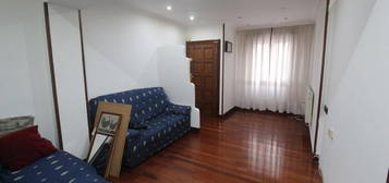 Piso en venta en Ramon y Cajal Kalea, Zona Centro