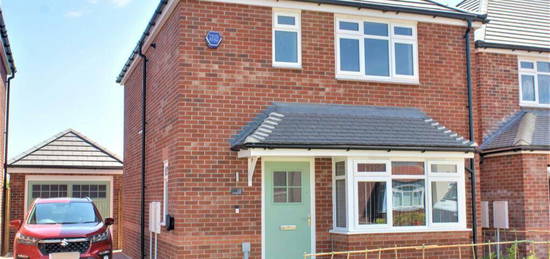 3 bedroom detached house