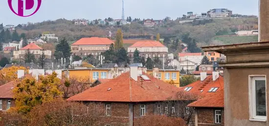 2i byt, 96m2 – BA I – Staré mesto, veľkometrážny, PRIESTRANNÝ ŠATNÍK a výťah.