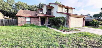 2115 Crested Walk Dr, San Antonio, TX 78231