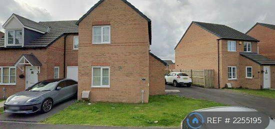 2 bedroom semi-detached house