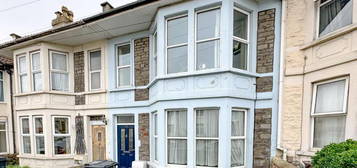 6 bedroom terraced house to rent