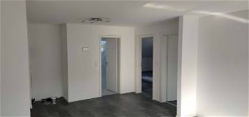 Erstbezug: attraktive 2,5-Zimmer-DG-Wohnung mit gehobener Innenausstattung in Karlsbad