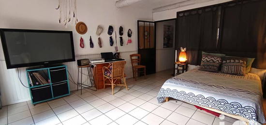 Maison de village  à vendre, 7 pièces, 5 chambres, 172 m²